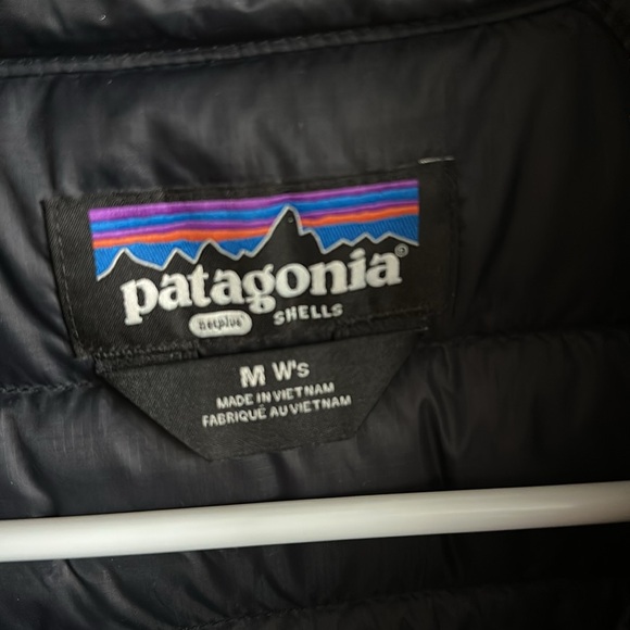 Patagonia Down Vest - Picture 4 of 6